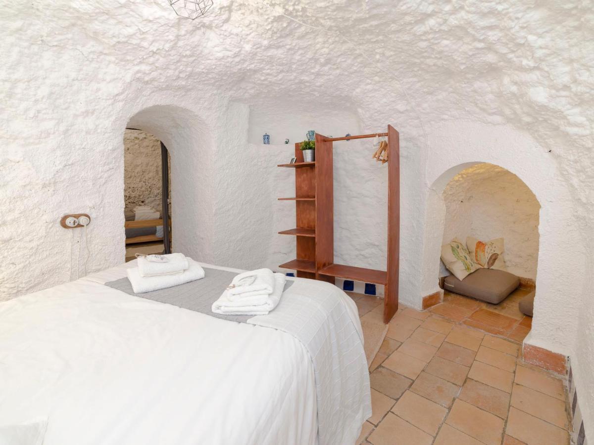 Ferienhaus Cueva De Lindaraja By Interhome Granada